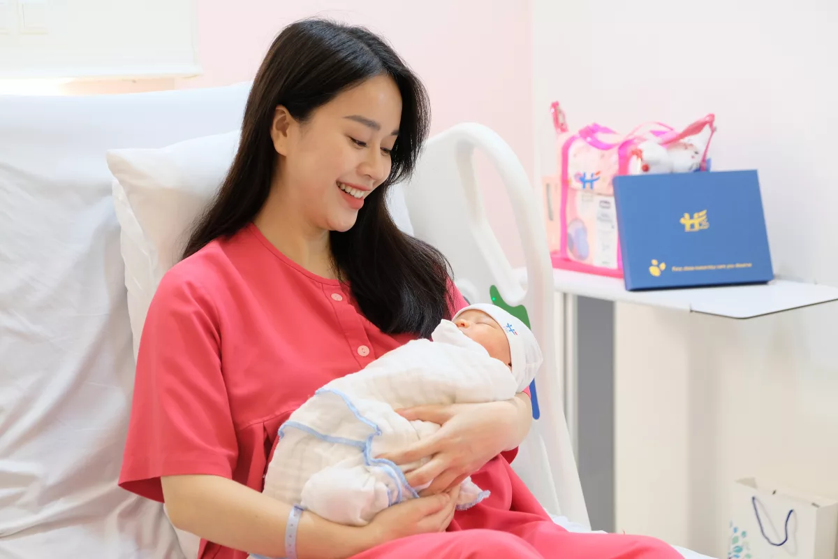 Phân biệt đau bụng kinh và đau bụng có thai – Những dấu hiệu cần biết