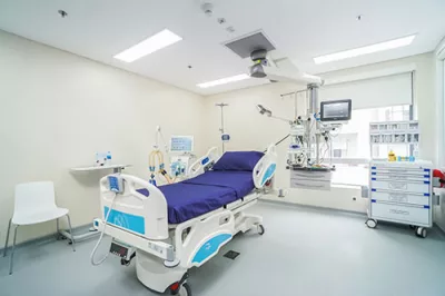 Intensive Care Unit (ICU)