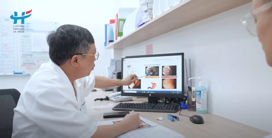 Symptoms and causes of intestinal infections? Indicated treatment