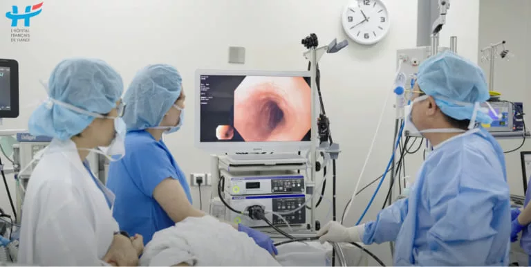 Nội soi dạ dày cho trẻ em có hại không? Điều phụ huynh nên biết