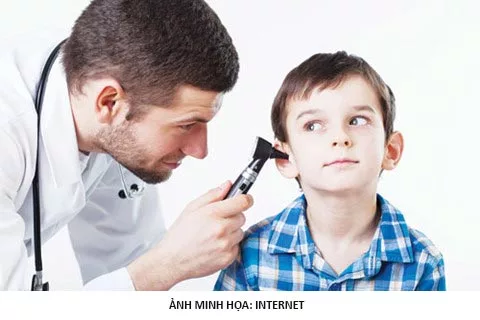 Viêm tai giữa thanh dịch